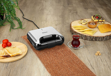 Zilan 5-in-1 Sandwich Maker (800 W) -Grill, Wafel, Panini &amp; Nutty Platen -Non-stick Contactgrill Set -Zwart/Zilver
